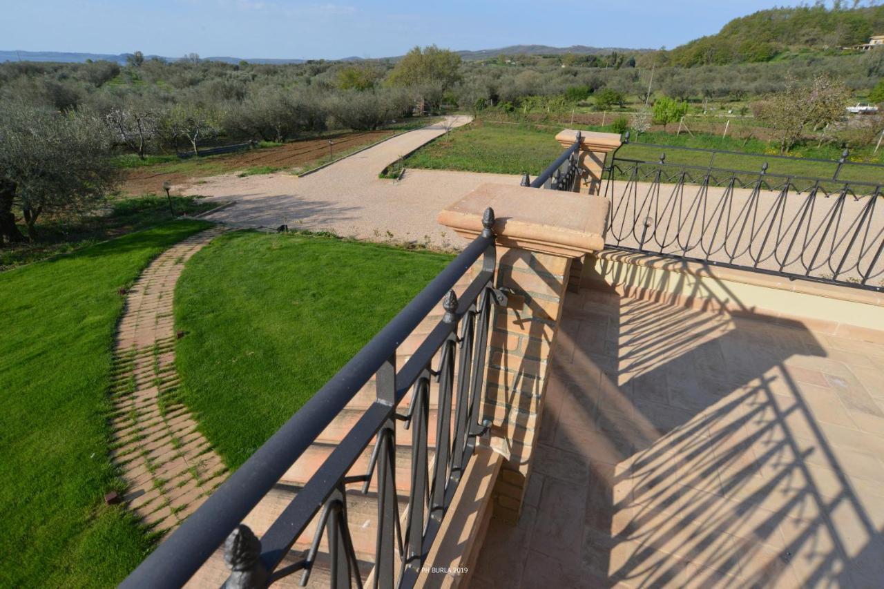 Il Casale Degli Ulivi Hostal Gradoli Exterior foto